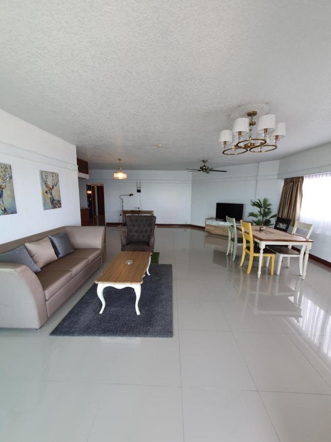 Markland Beach View Pattaya Exterior foto
