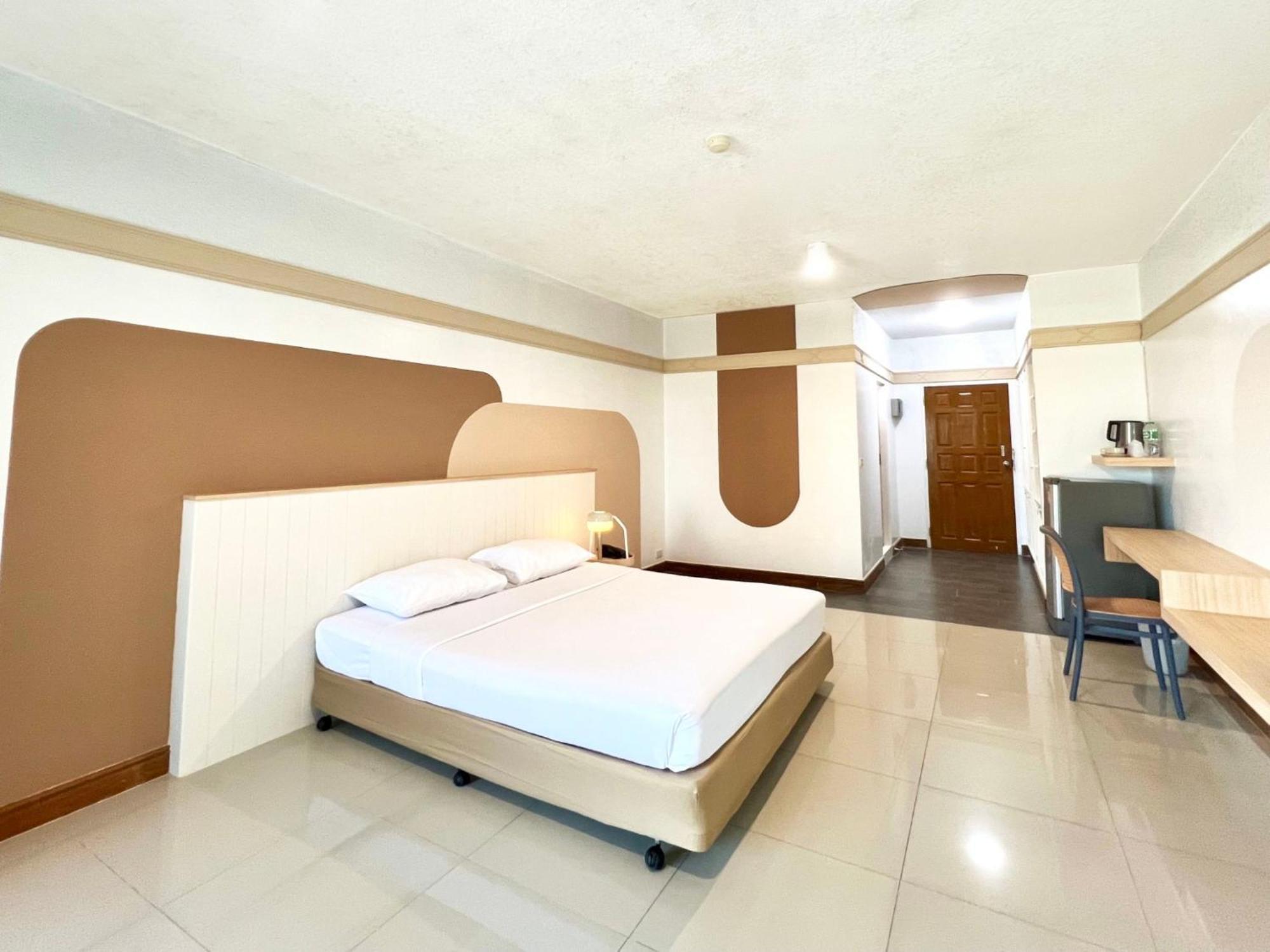 Markland Beach View Pattaya Exterior foto