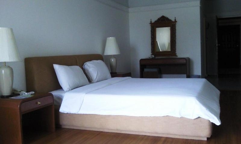 Markland Beach View Pattaya Exterior foto