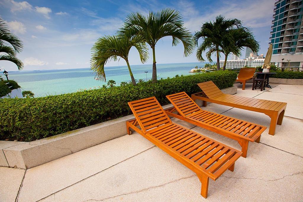 Markland Beach View Pattaya Exterior foto